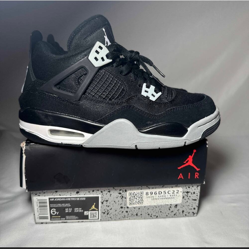 Size 6 - Nike Air Jordan 4 Retro SE GS Black Canvas Men's Shoes